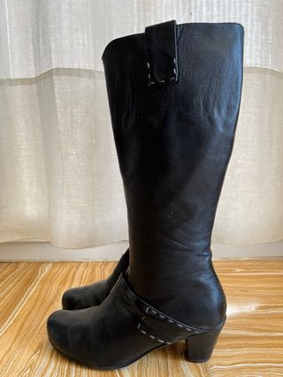 Botas caña alta piel 