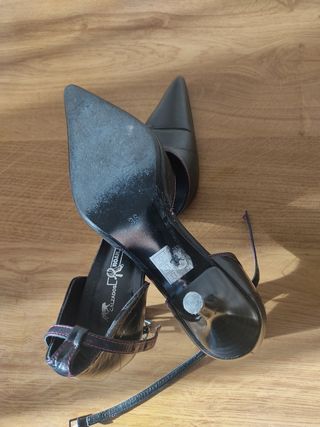 Zapatos tacón piel