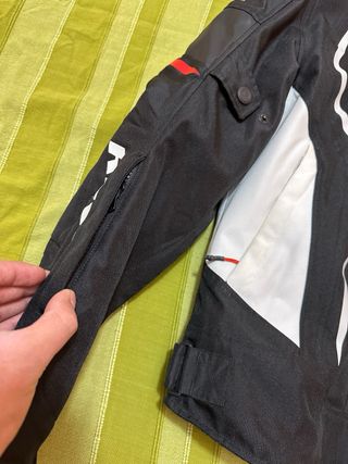 chaqueta para moto revit
