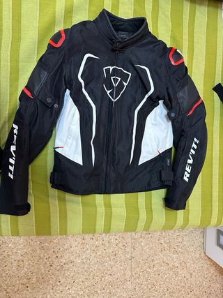 chaqueta para moto revit