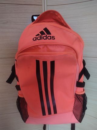 Mochila Adidas usada