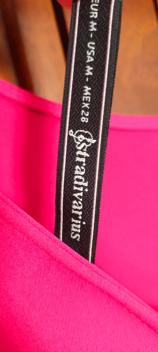 Vestido de Baile Curto Rosa M Stradivarius