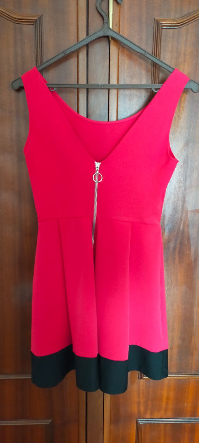 Vestido de Baile Curto Rosa M Stradivarius