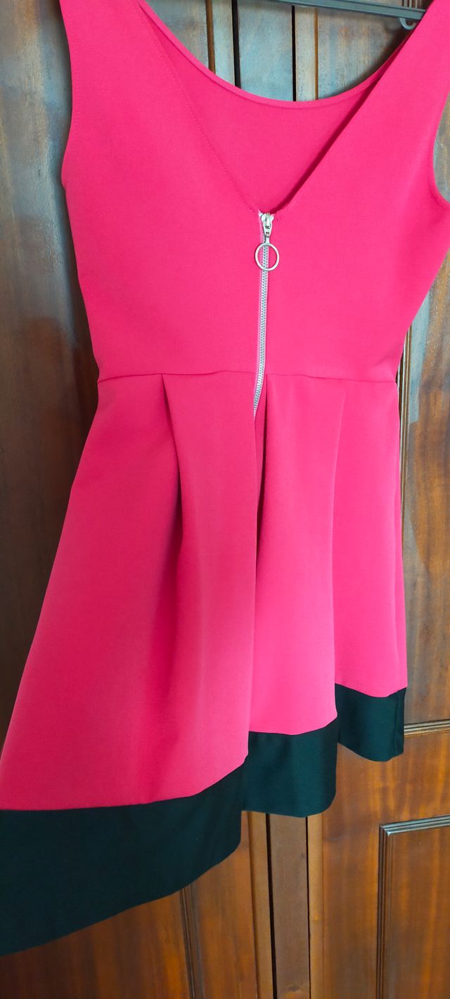 Vestido de Baile Curto Rosa M Stradivarius