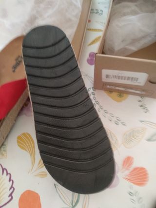 Vendo sandalias de esparto a estrenar 