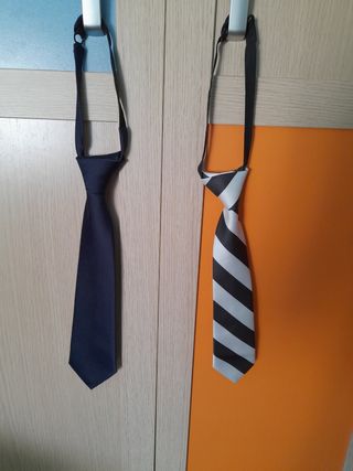 Corbatas niño