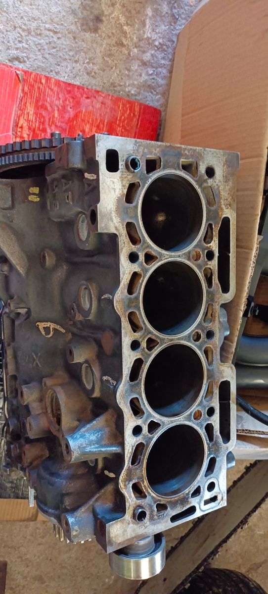 Motor ax gti de segunda mano por 350 EUR en Posada de Llanera en