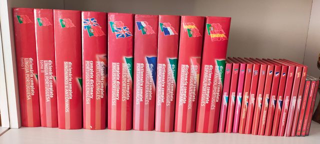 Dicionário Português, Inglês, Espanhol e Francês