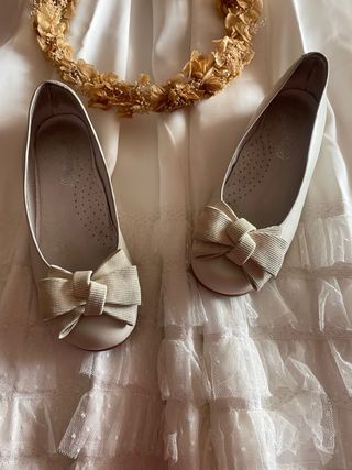 Vestido y accesorios comunion