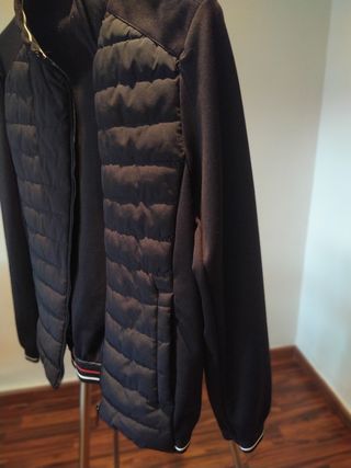 Chaqueta negra Zara