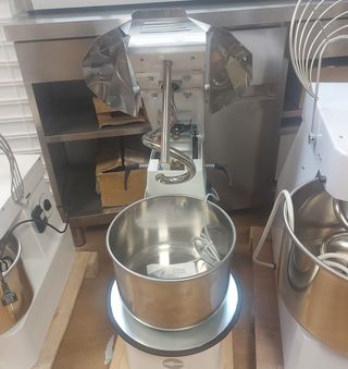 AMASADORA EVO 15LT MOVIL