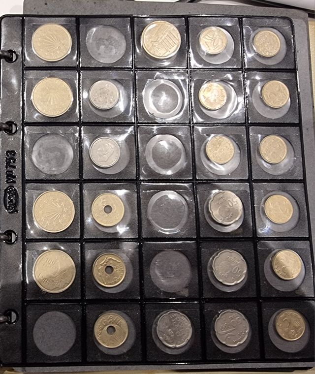 LOTE / ALBUM CON COLECCION MONEDAS ESPAÑA