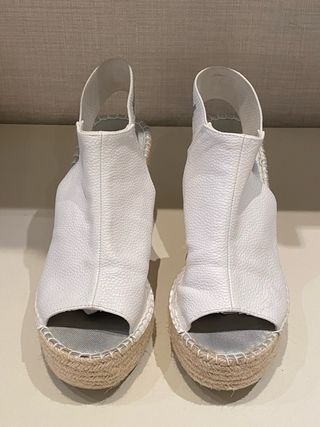 Cuñas blancas marca REPLAY talla 38