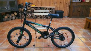 Bicicleta TEAM BOMBER BMX 