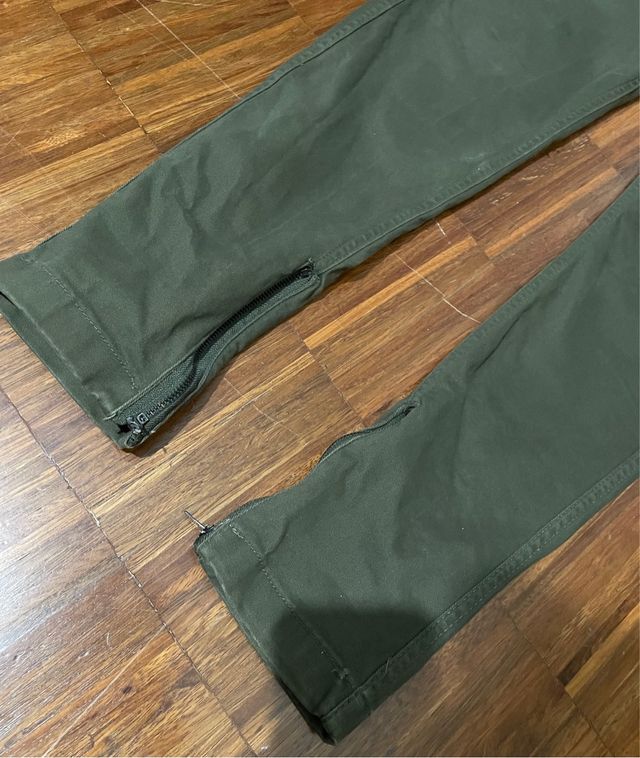 Pantaloni chino skinny verdi cavallo basso