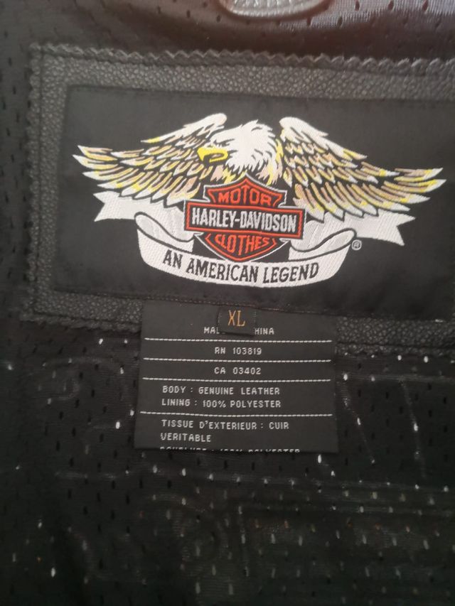 Cazadora piel Harley Davidson.Talla XL