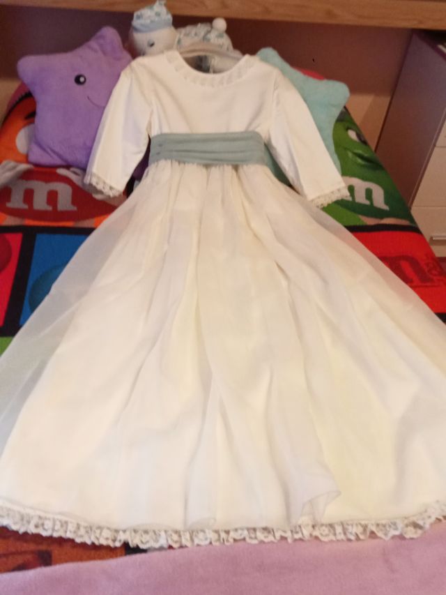 Vestido de Comunión + Can can