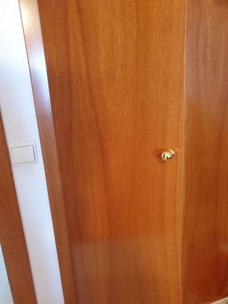 Pomos puerta armario