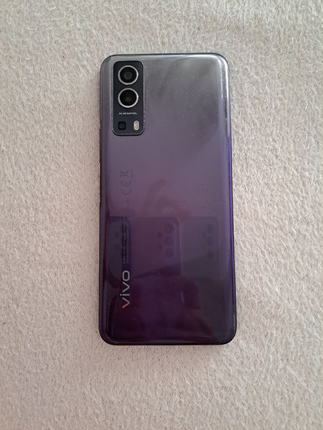 EU VENDO O TELEFONE VIVO Y 72