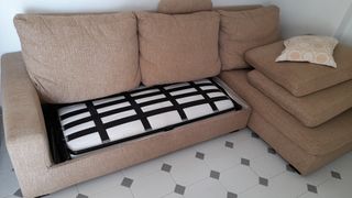 Sofa cama con chaiselongue