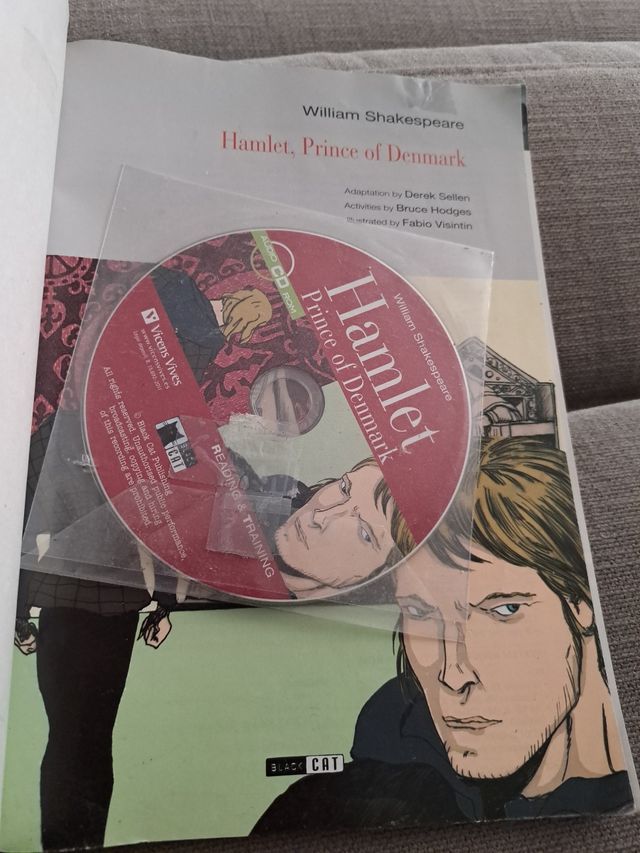 Hamlet Vicente vives