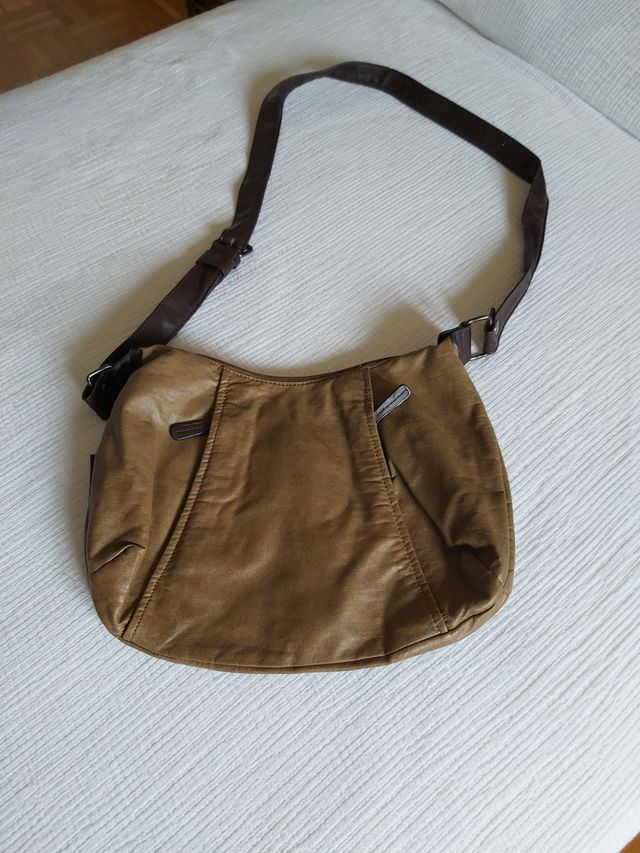 Bolso de Adolfo Domínguez