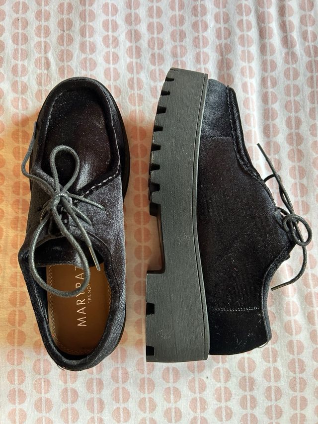 zapatos negros mujer Marypaz