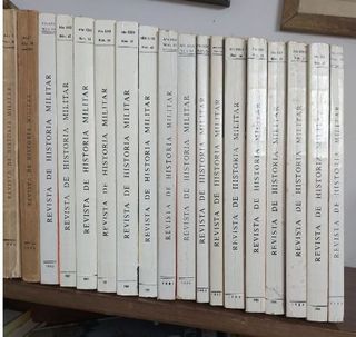 REVISTA DE HISTORIA MILITAR  - 16 tomos