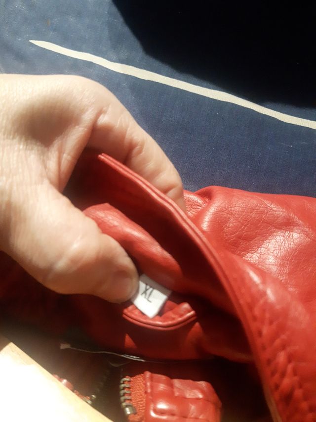 Chaqueta roja polipiel