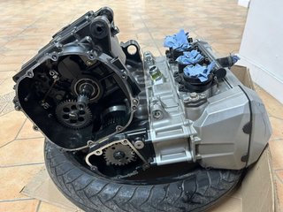 MOTOR KAWASAKI Z750