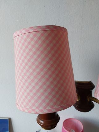 Aplique pared con pantallas