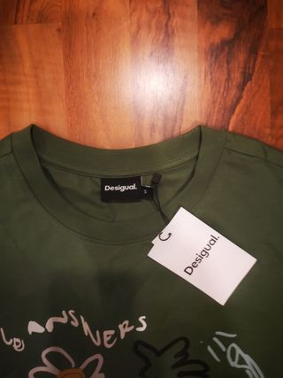Camiseta desigual nueva verde T-S