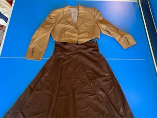 Traje campero. Talla L.
