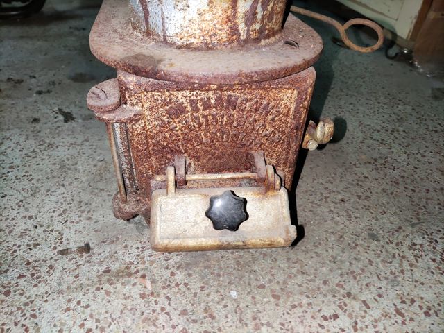 Estufa de cáscara de piñón