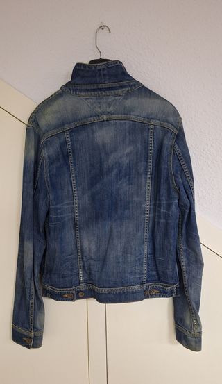 Chaqueta vaquera lavada a la piedra