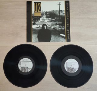 U2 "Tear down the walls"