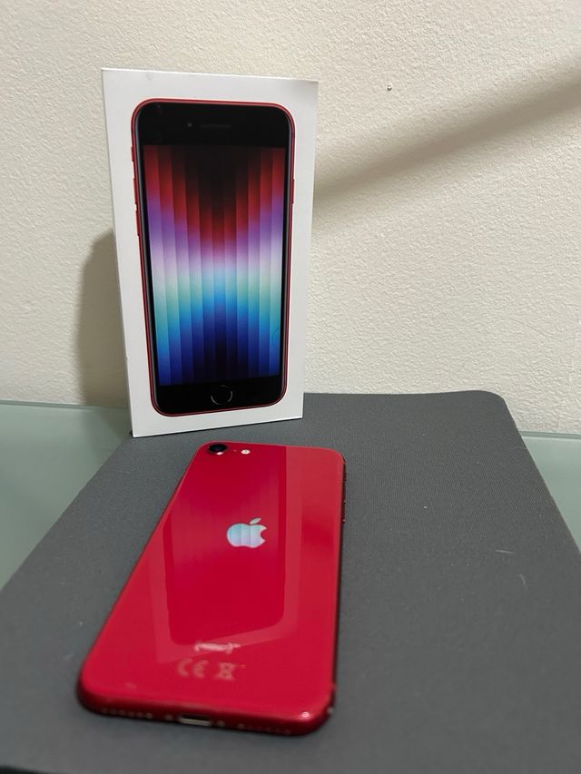 iphone SE rojo