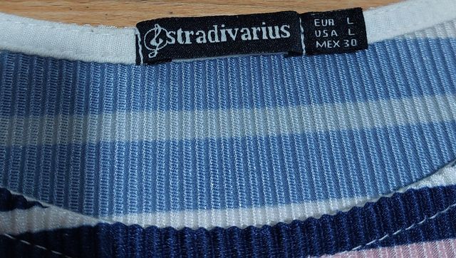 Camiseta de rayas de Stradivarius