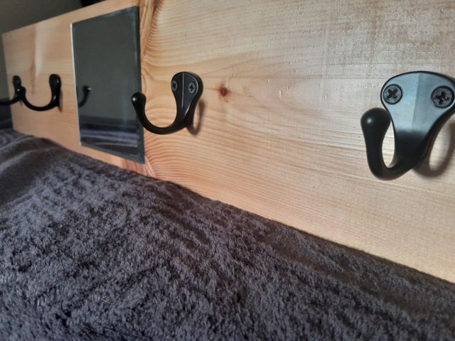 Appendiabiti in legno, armadietto a specchio artisan 🏠
