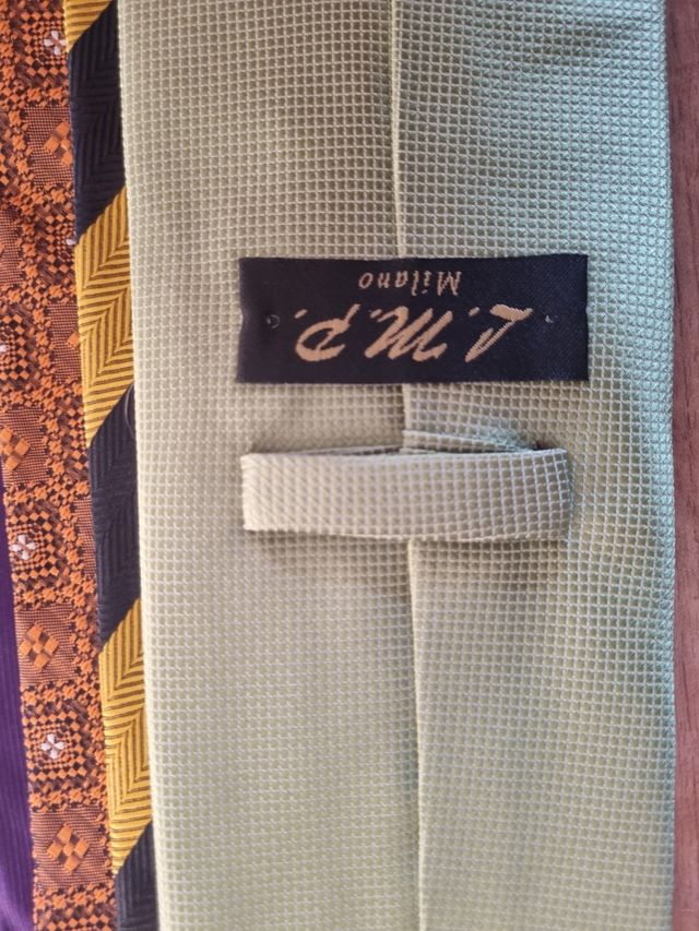 Cravatte varie a 3 Eu cadauna