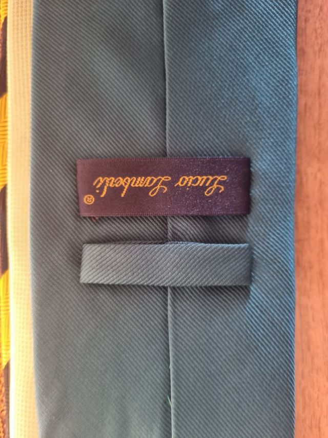 Cravatte varie a 3 Eu cadauna