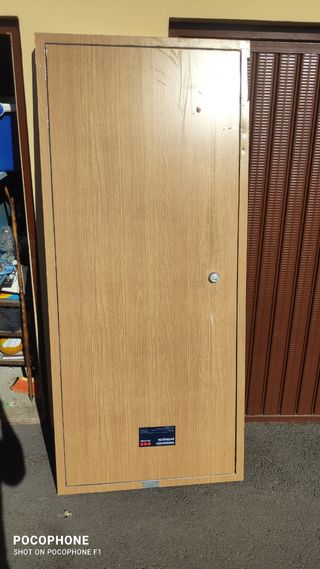 Puerta seguridad 
