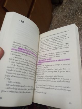 Hay un chico en el baño de las chicas