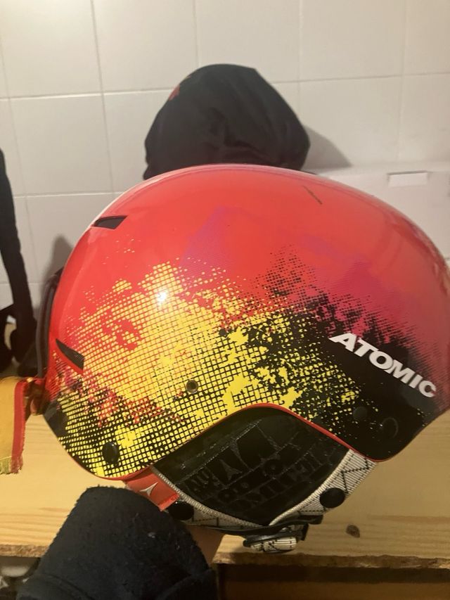 Casco esqui Atomic