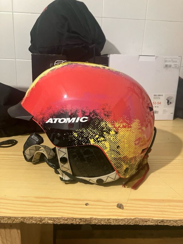 Casco esqui Atomic