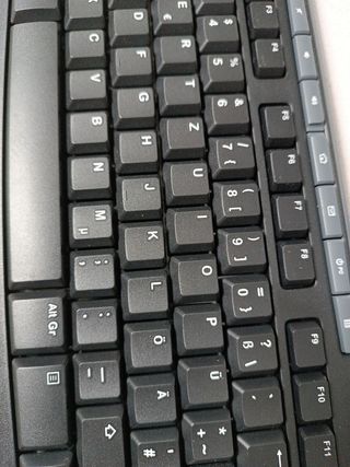 Logitech k270