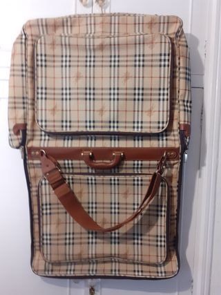 MALETA PORTA-TRAJES BURBERRYS