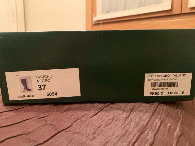 Botas altas negras piel