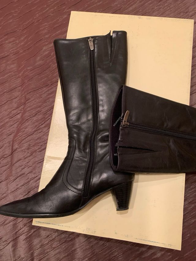 Botas altas negras piel