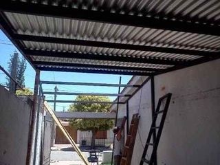 Estructuras metálicas, pergolas, cancela